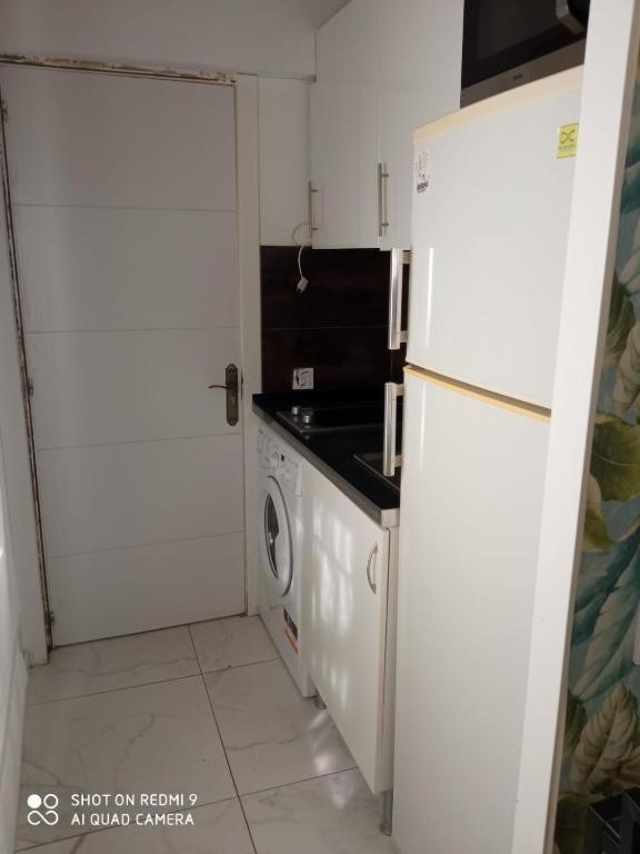 Apartamento Centrico En Villaviciosa De Odon Exterior photo