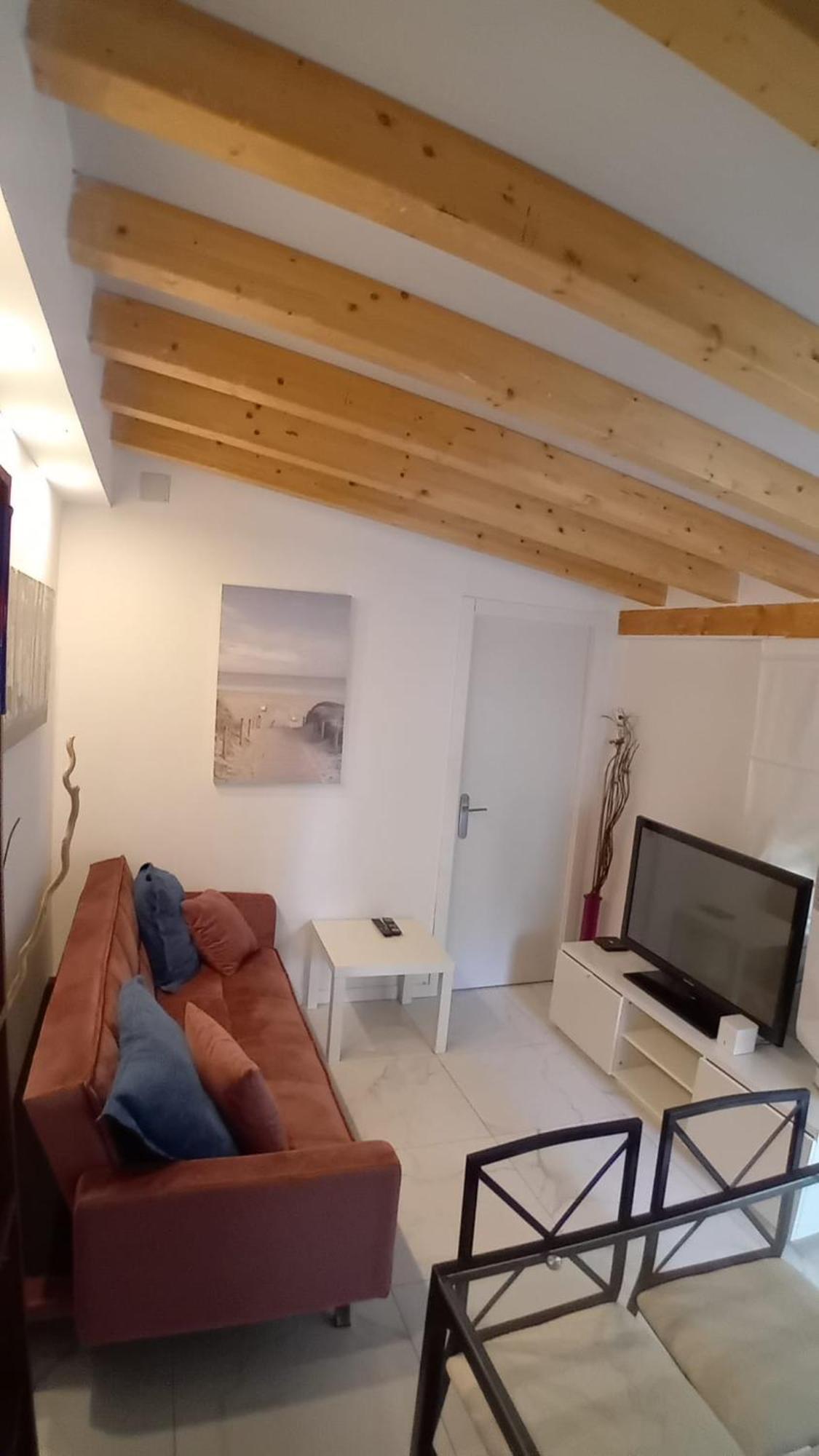 Apartamento Centrico En Villaviciosa De Odon Exterior photo